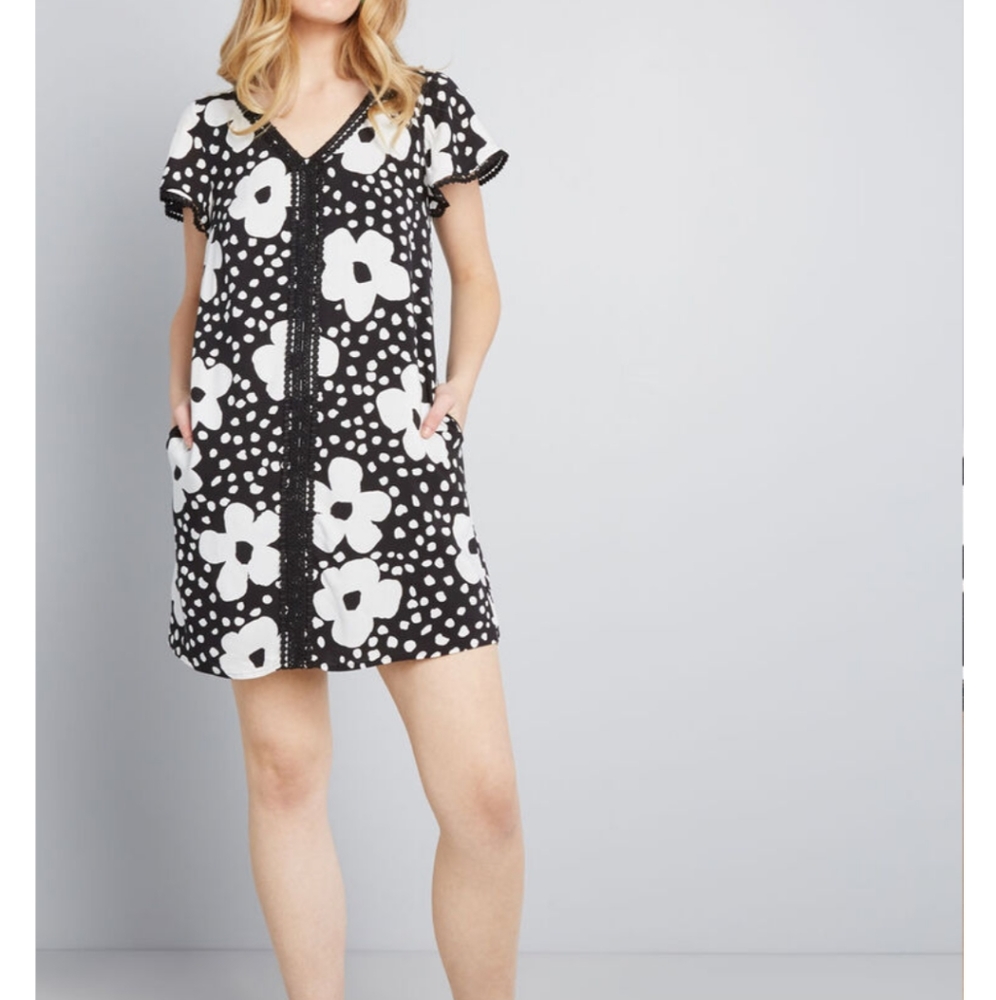 LAST CHANCE ModCloth Whimsical Wildflowers Dress